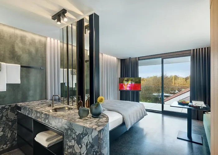 Das Royal Bad Fussing